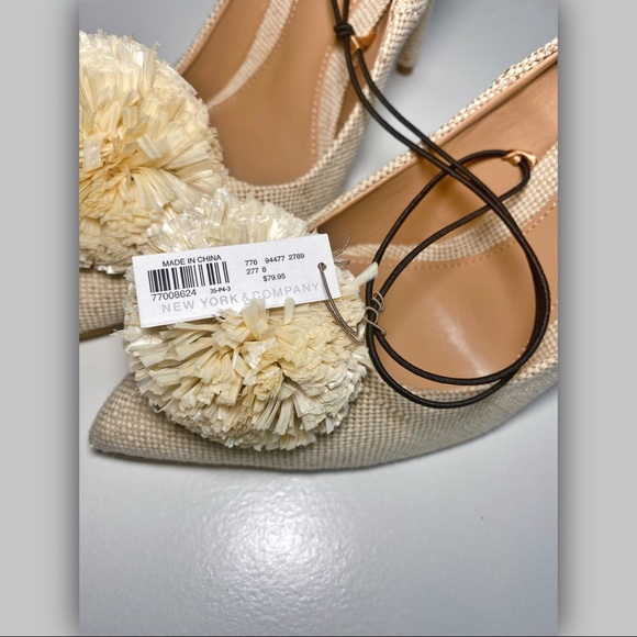 Beige heels with PomPom size 8 - Picture 5 of 7
